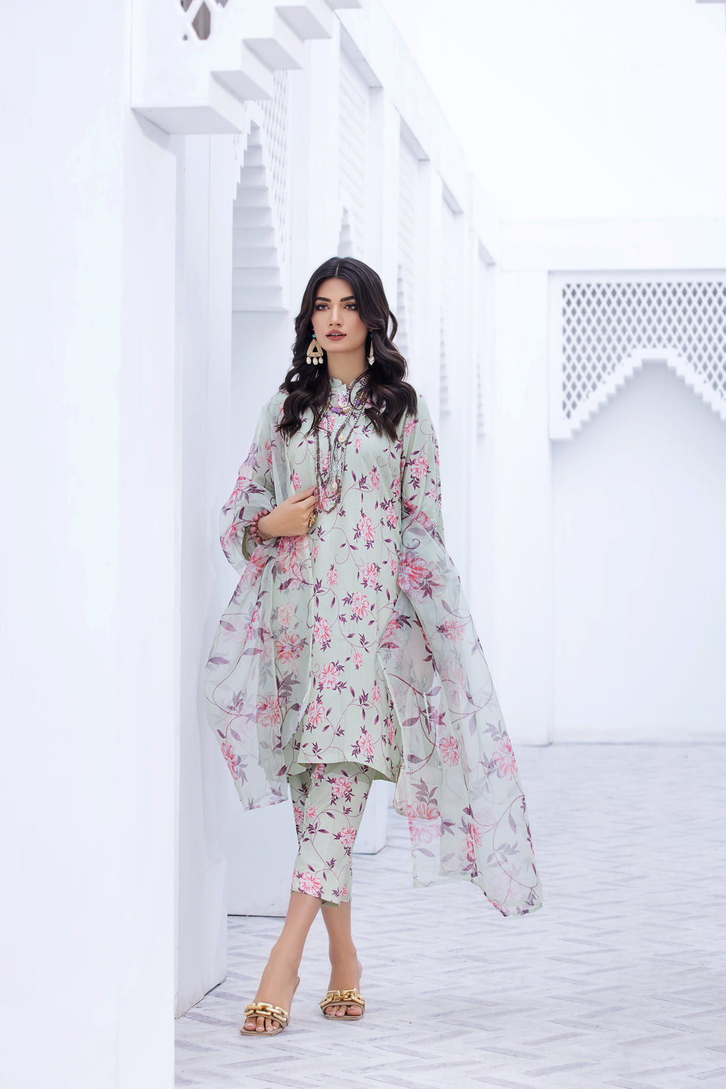 Pakistani deals linen dresses