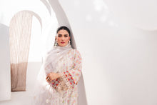 Ayeza Khan ft. Mona Eid Collection MAKW3