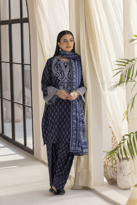 Threads of Elegance Winter Collection by Mohagni TEM12