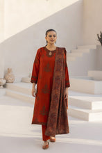 Threads of Elegance Winter Collection by Mohagni TEM11