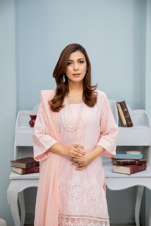 Noorma Kamal ChikanKari Lawn 02