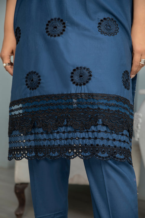 Noorma Kamal ChikanKari Lawn 04