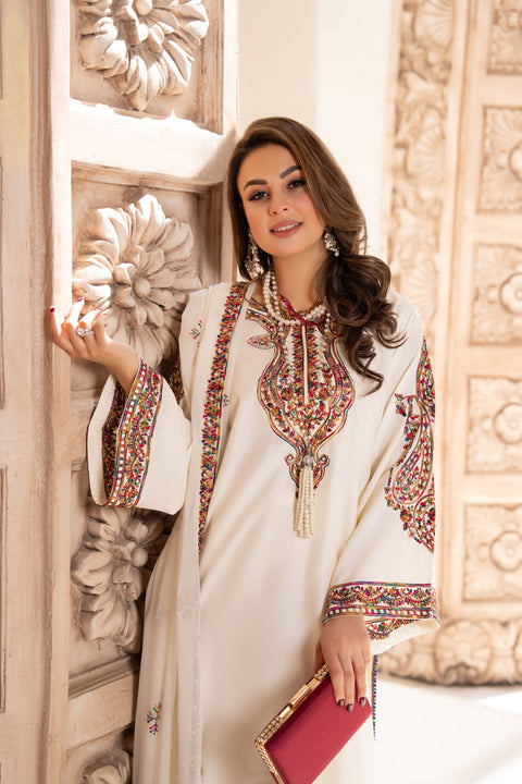 3pc Ready to Wear Raw Silk Dress by Gul Warun GRS18