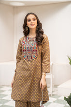 Zaiwa Embroidered Lawn ZC02