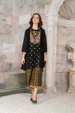 Zaiwa Embroidered Lawn ZC01