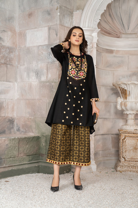 Zaiwa Embroidered Lawn ZC01