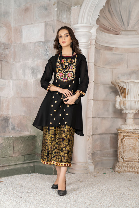 Zaiwa Embroidered Lawn ZC01