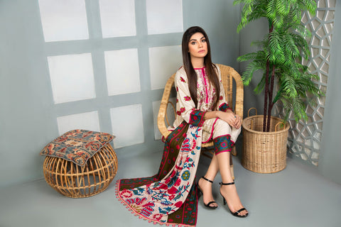 Winter Ready to Wear Embroidered Collection by Aleezay 05