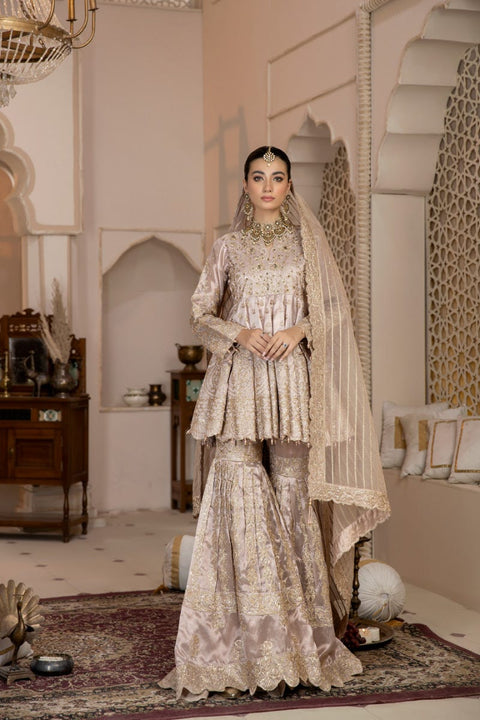 Luxury Hand Detailed Formal Collection by Aroosh 04