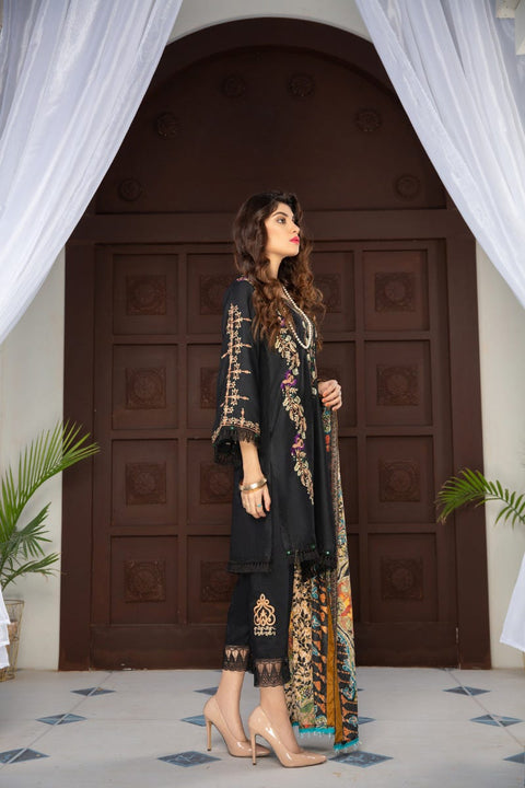 Gulwarun Winter Ready to Wear 3Pcs Embroidered Collection 06