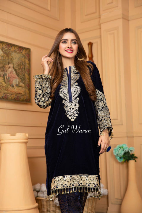 Velvet Ready to Wear Embroidered Collection by Gulwarun 13