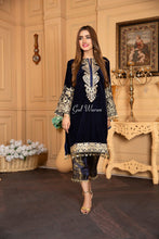 Velvet Ready to Wear Embroidered Collection by Gulwarun 13