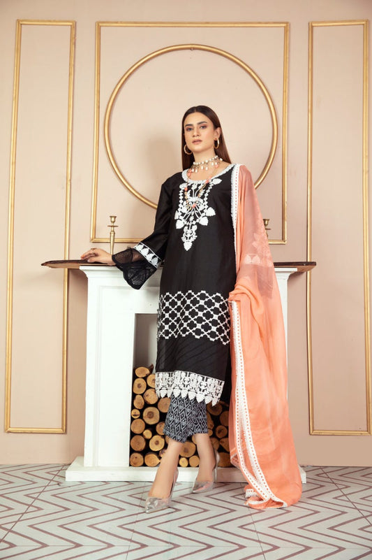 Luxury Lawn Ready to Wear 3 Pcs Collection by Gulwarun 11