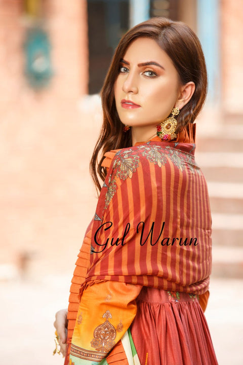 Gulwarun Eid Lawn Ready to Wear Collection 10