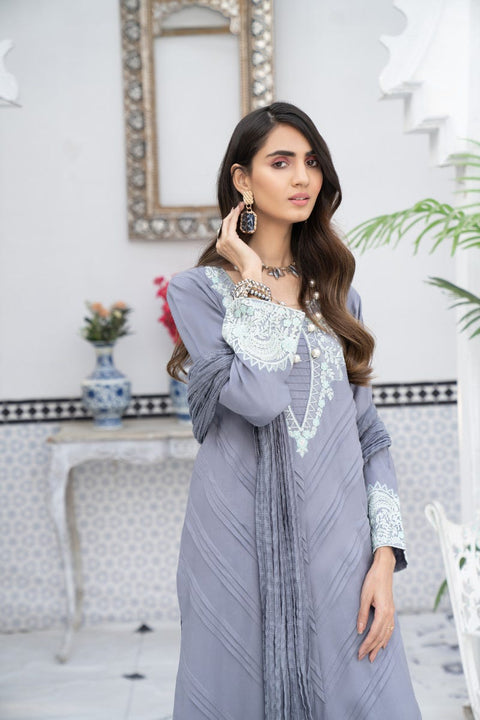 Eid Ready to Wear Embroidered Collection by Gulwarun 02