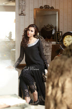 Black Lacework dress by Gul warun