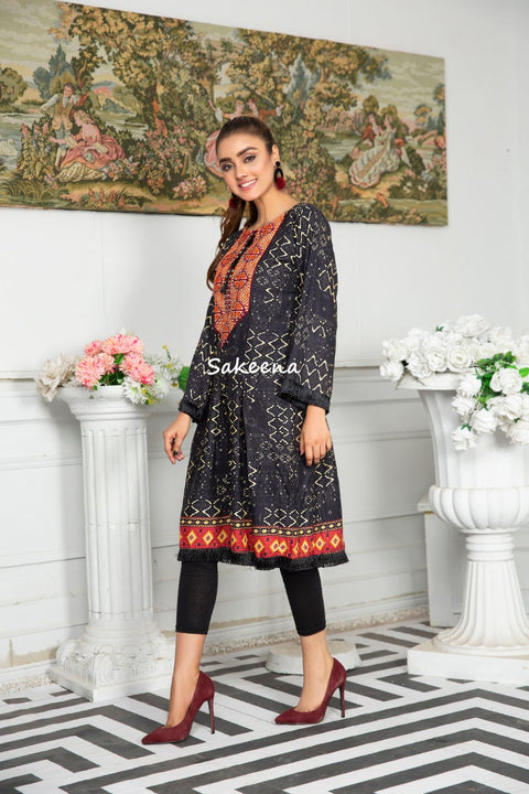 Ready to Wear Embroidered Kurta by Sakeena Hasan 04