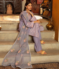 Luxury Lawn Ready to Wear Embroidered Collection by Shanyera 04