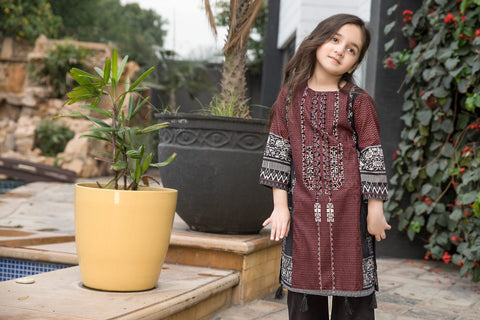 Girls Ready to Wear Lawn Kurta 02