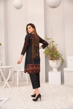 Winter 2 Pcs Ready to Wear Hand Embroidered Collection by Zaiwa 02